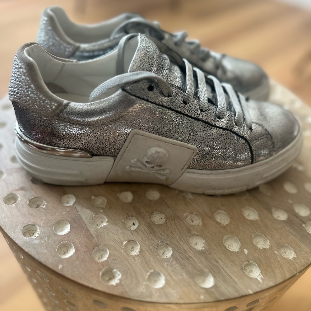 Philipp Plein Silver Metallic Sneakers with Textured Design